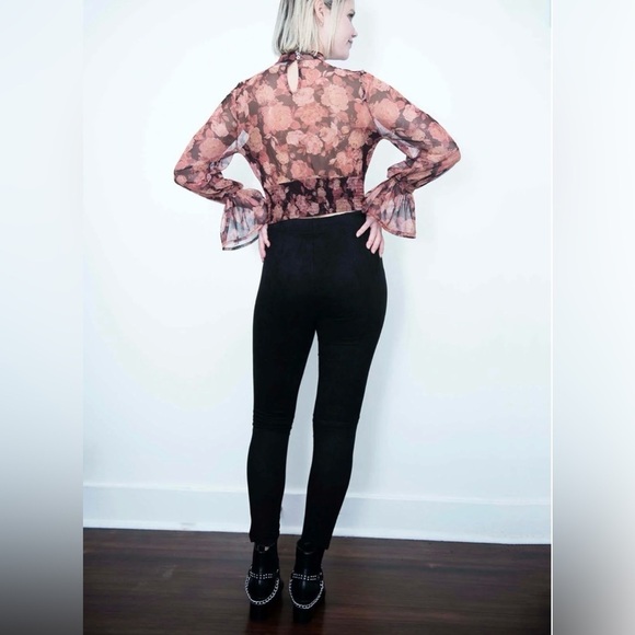 Coco + Jaimeson Floral Mesh Floral Print Top Size Large - Picture 2 of 7